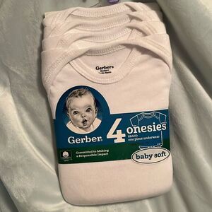 GERBER 4 ONE PIECE BABY SOFT ONESIES